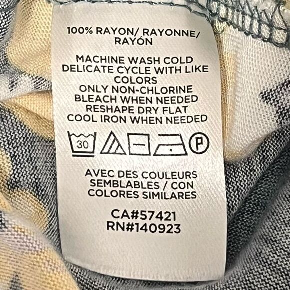 Loft Outlet Sleeveless Top Gray Floral Print  Sz M - Picture 4 of 4